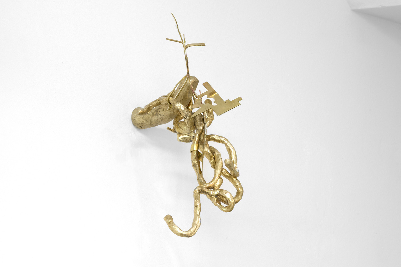 Kara Hamilton, Amber Wall, 2016